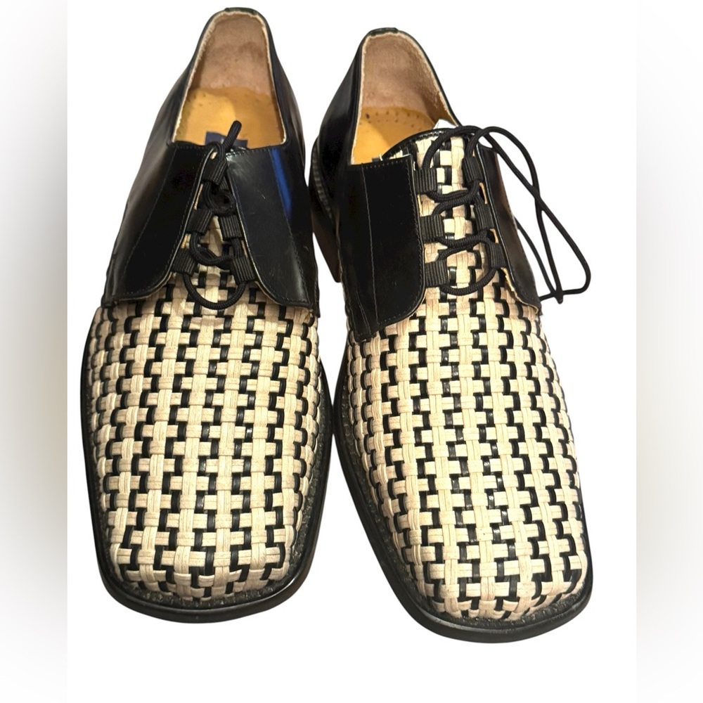 Giorgio Brutini Black and Cream Woven Oxfords LIKE NEW Vintage